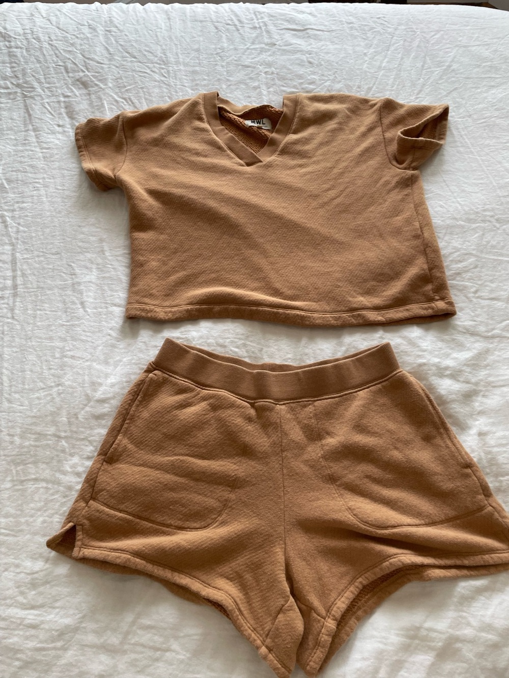 MWL Make Weekends Longer Lounge Set Womens Small Brown V Neck Top Shorts
